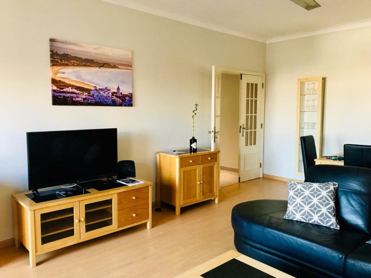 The Hoffy Beach Apartment Lagos Luaran gambar