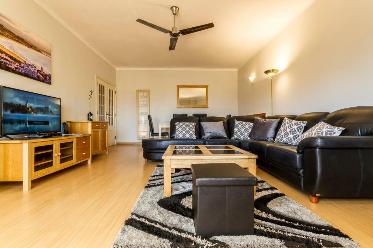 The Hoffy Beach Apartment Lagos Luaran gambar